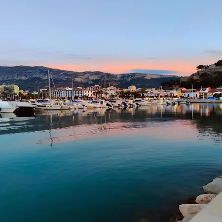 Tirolina By Edeal Homes Lägenhet *