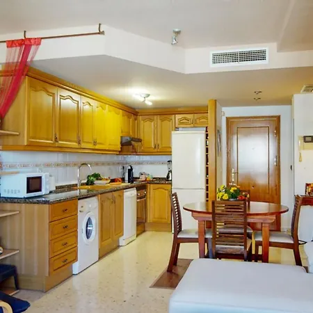 Tirolina By Edeal Homes Apartamento