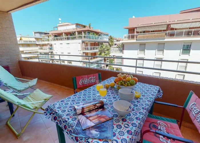 Tirolina By Edeal Homes Lägenhet *